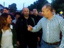 Бразилска красавица заговори президента Радев и остана като гръмната, когато разбра поста му!