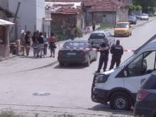 Спецакция в квартала на 16-годишния, убил себе си и още деветима на АМ "Тракия"