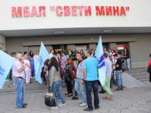 Лекари в Пловдив остават без заплати, искат среща с премиера