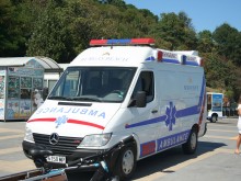 Намериха труп на мъж във водата на яхтеното пристанище в Балчик