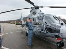 Хеликоптерът се е блъснал фатално във военен кораб