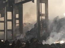 Остава частичното бедствено положение в Шишманци, трета седмица гасят пожара