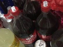 Пловдивчани се изнесоха в Гърция, там ги цакат с наши продукти на двойни цени