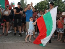 Няма напрежение в Асеновград! Вижте обаче как народът показа, че българщината е жива!