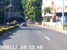Вижте го този, кара като бесен в центъра на Пловдив!