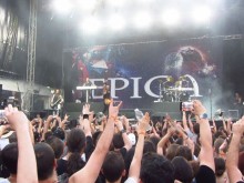 Хиляди пловдивчани в екстаз от "Hills of Rock“, шоуто продължава и днес