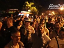 Протестиращите асеновградчани скочиха срещу депутата Манол Генов