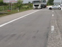 На магистралата край Пловдив аварира цистерна, превозваща спирт