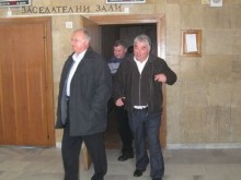 Първи кмет излезе от затвора поправен - лежа 3 г. и 8 месеца заради 110 тополи