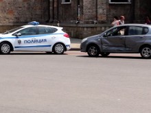 Вижте как две патрулки подминават катастрофа в Пловдив