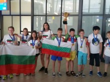 Браво! Талантливи пловдивски деца с престижни отличия от Сингапур!