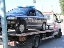 Само в Plovdiv24.bg: Ето я патрулката, която зрелищно излетя от пътя и катастрофира до Колодрума!