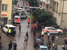 Двама са тежко ранени след атака с моторна резачка в Швейцария