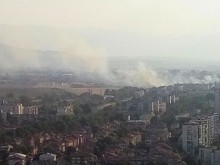 Гъст дим над Смирненски стресна пловивчани