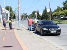 Камион и лек автомобил катастрофираха на "Цариградско шосе"