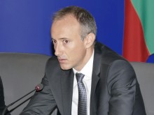 Запазват паралелки с 10 ученици, ако са търсени от бизнеса