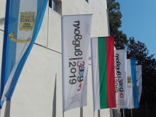 Нови знамена се появиха в центъра на Пловдив! Какво мислите за идеята?