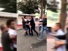Четирима нападнаха български рапъри и чернокожите им приятели на Слънчака
