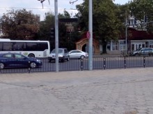 Бруталическо изпълнение на най-оживения булевард в Пловдив