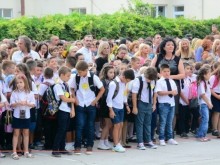 Деца за 4 училища отпаднаха от клас