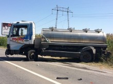 Така изглежда камионът след зверския сблъсък на Околовръстното на Пловдив