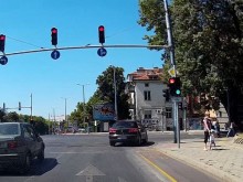 Питанка към шофьорите в Пловдив: Объркват ли ви светофарите за велосипедисти?