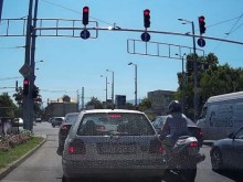 Кметът: Когато има затворени улици, не може да има умни светофари!