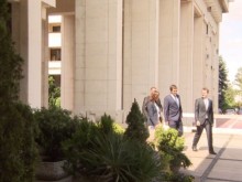 МВнР търси бъдещите посланици на България