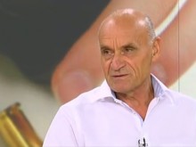 От 5 до 15 години затвор за мъжа, дал пистолета на детето във Виноградец