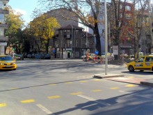Спират движението по част от "Руски" до 31 декември