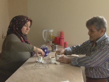 Изгоненото сирийско семейство започна нов живот в Устина