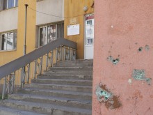 Образователният министър обиколи "Столипиново" и рече: Тук положението е шарено!