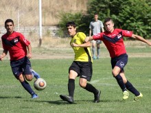Ботев дрънна Асеновец с 10:0 за Купата, идва обаче дерби с Локо на Лаута