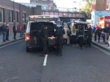 Паника след експлозия в метрото в Лондон