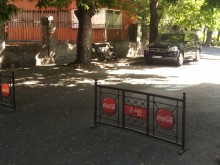 Пловдивчанин: Безочие! Кирил Рашков затвори улица в Пловдив заради джипа си!