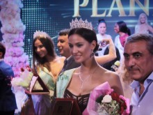 Варненка стана втора на "Мис Планет 2017"