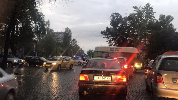 Читатели на Plovdiv24 bg алармираха че прелезът на булевард Пещерско шосе