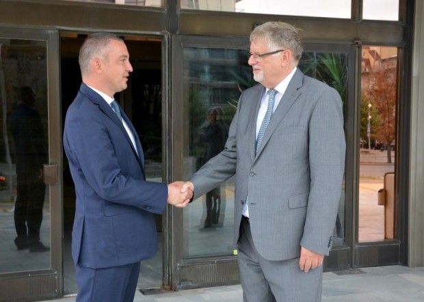 Кметът на Варна Иван Портних се срещна днес с посланика