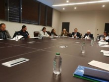 Пловдивски полицаи на среща с БФС за сигурността по стадионите