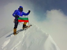 Боян Петров покори нов 8-хилядник