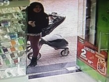 От магазина отвръщат на майката с количката: Ругаела е продавача, много е засегнат!