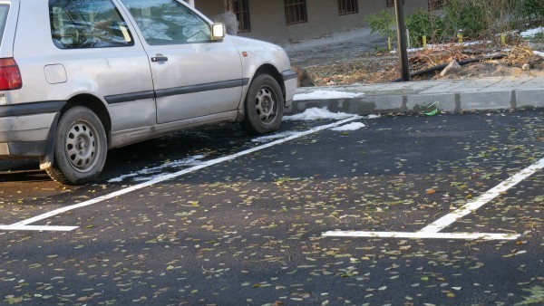 Пловдивчани проявяват интерес към паркирането по новата наредба на Общината