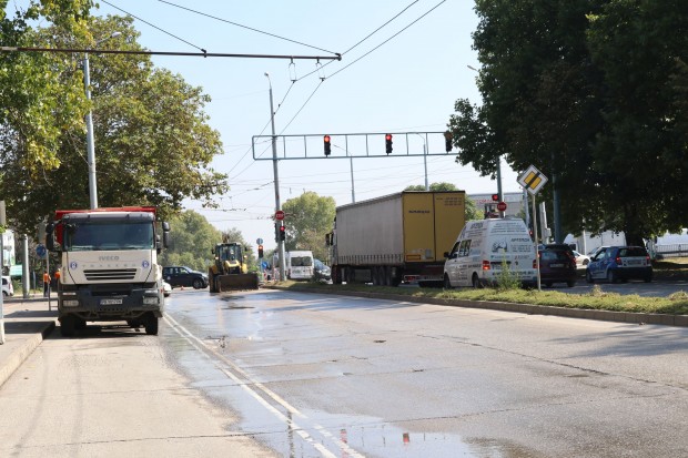 Поради авариен ремонт на уличната водопроводна мрежа за който Plovdiv24 bg