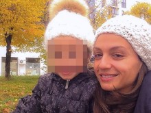 SMS вкарва бившата жена на сина на футболна легенда в кошмарен филм