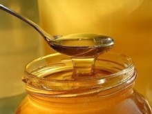 Как да разпознаем истинския от фалшивия мед?