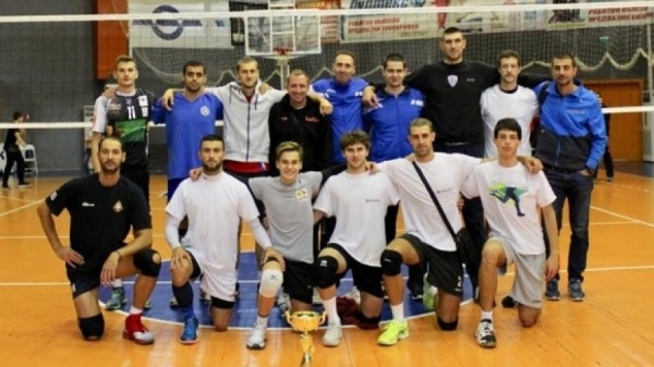 Дунав Русе спечели приятелски турнир по волейбол за мъже участници