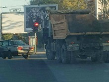 Хасковски супергерой и кола катастрофираха в оживено кръстовище в Пловдив