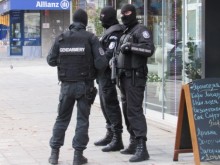 ГДБОП влязоха в заложни къщи и заведения на брат на депутат от БСП