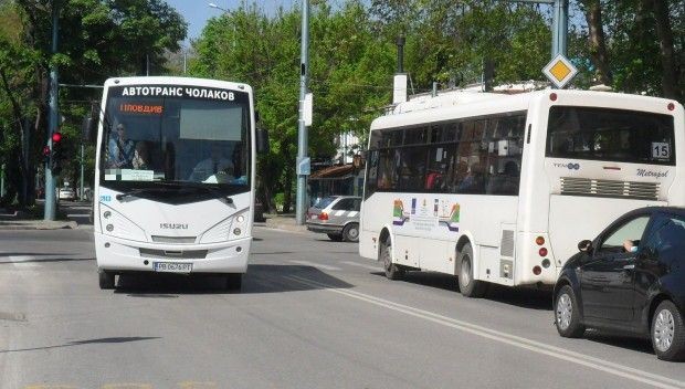 Общината ще контролира и разпределя какви автобуси в кои часови