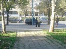Катастрофа до Малката базилика, двете водачки заети с телефонни разговори